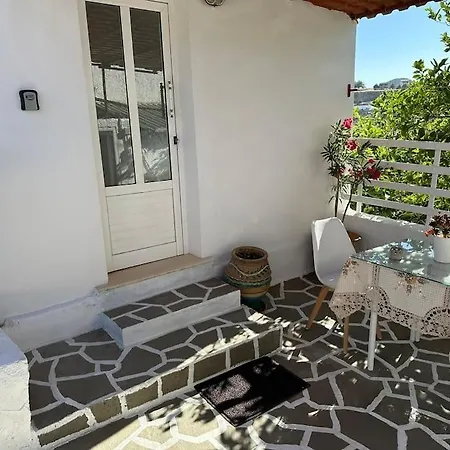 Apartment Filoxenia Kokkini Hani